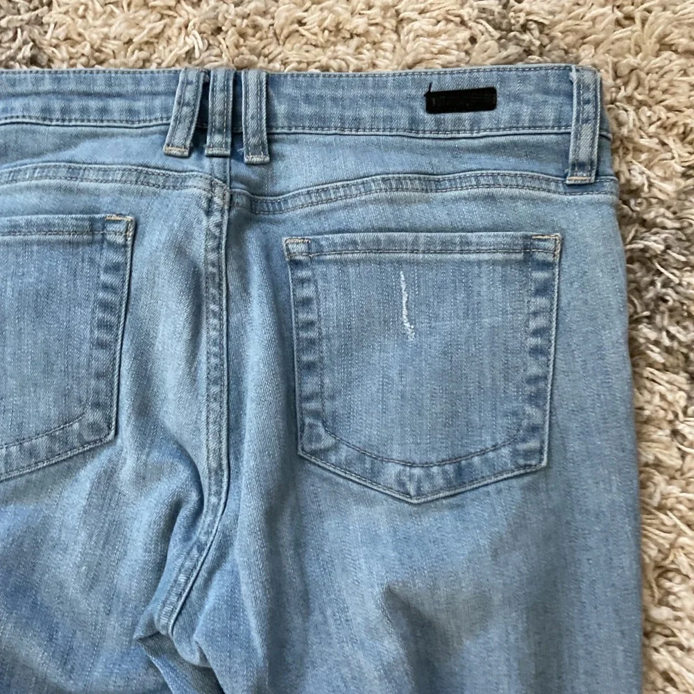 Kut from the Kloth Catherine Boyfriend‎ Jeans Light Wash Distressed Size 8